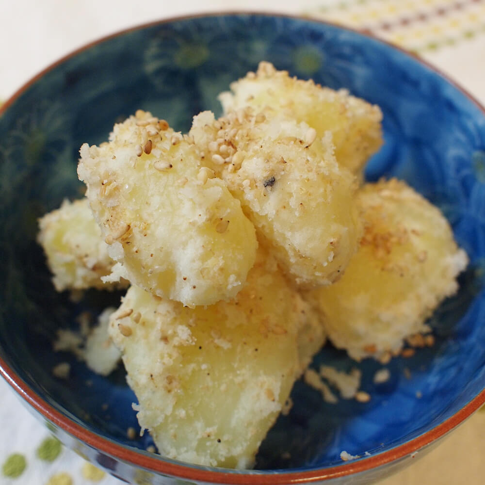 粉ふき芋の白ごま風味